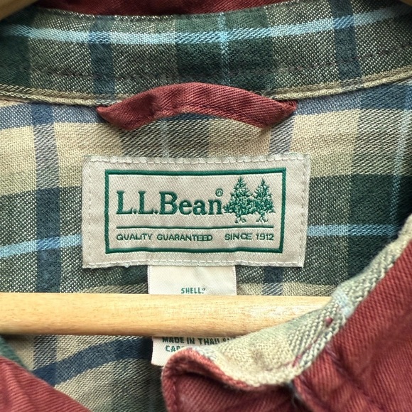 L.L. Bean Men's Red Casual Button Down Shirt - Picture 2 of 5